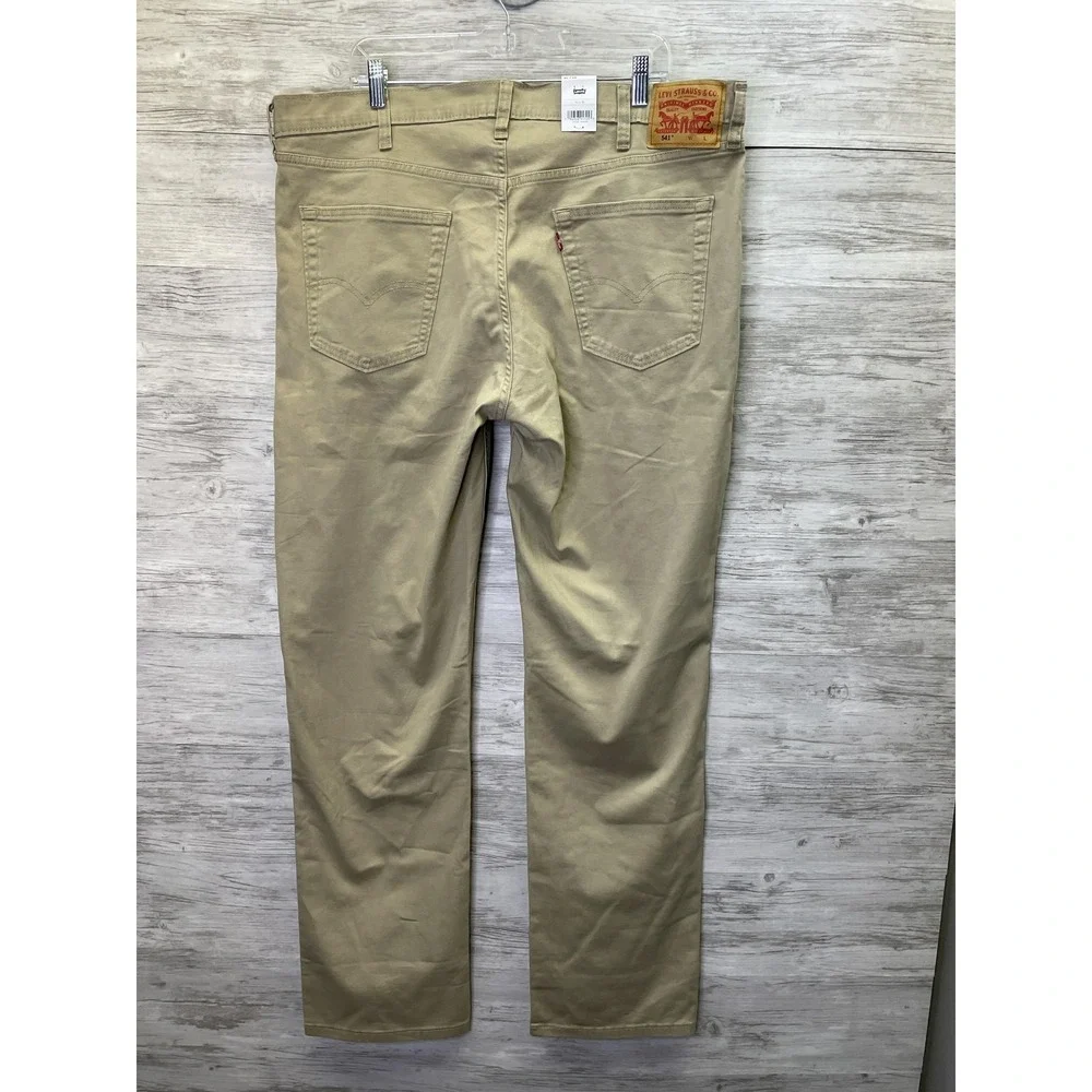 Levi's Pants Mens 40x36 Beige 541 Athletic Taper Chino Stretch Casual Office‎